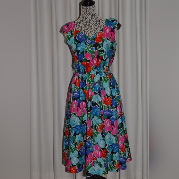 Vintage Summer Flowers Cotton Dress by KAY BRANDON for H&A 1970s - Picture 2 of 9